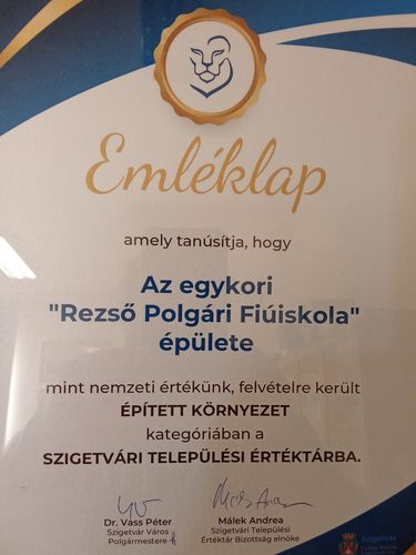 Iskolánk régi épületszárnya bekerült a Települési Értéktárba